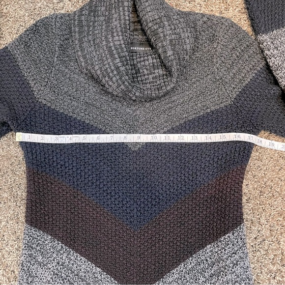 Fortune Ivy Multicolor Chevron Colorblock Long Sleeve Cowl Neck Sweater Sz M - Picture 4 of 7